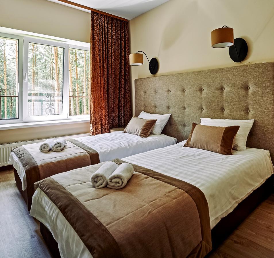 Isloch Park Hotel Rakaw Eksteriør billede
