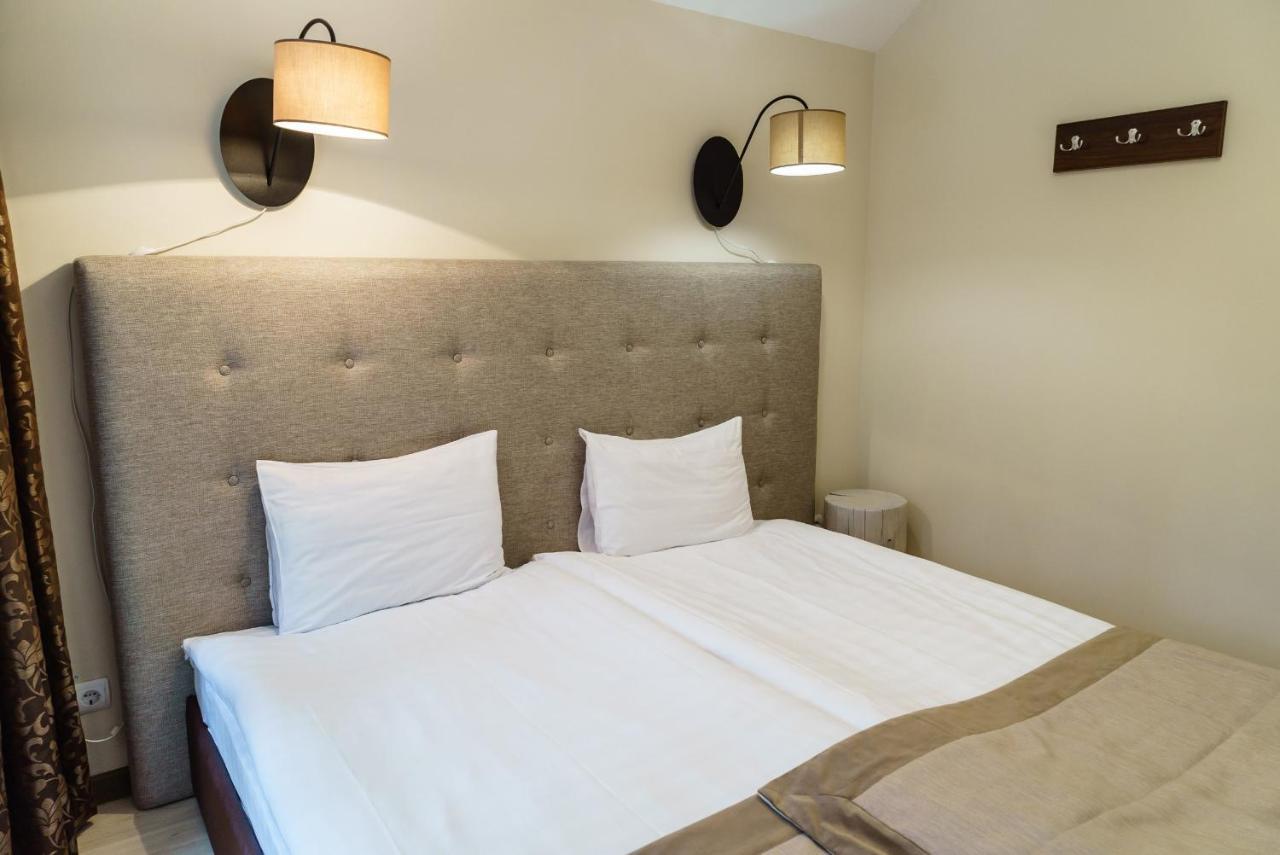 Isloch Park Hotel Rakaw Eksteriør billede